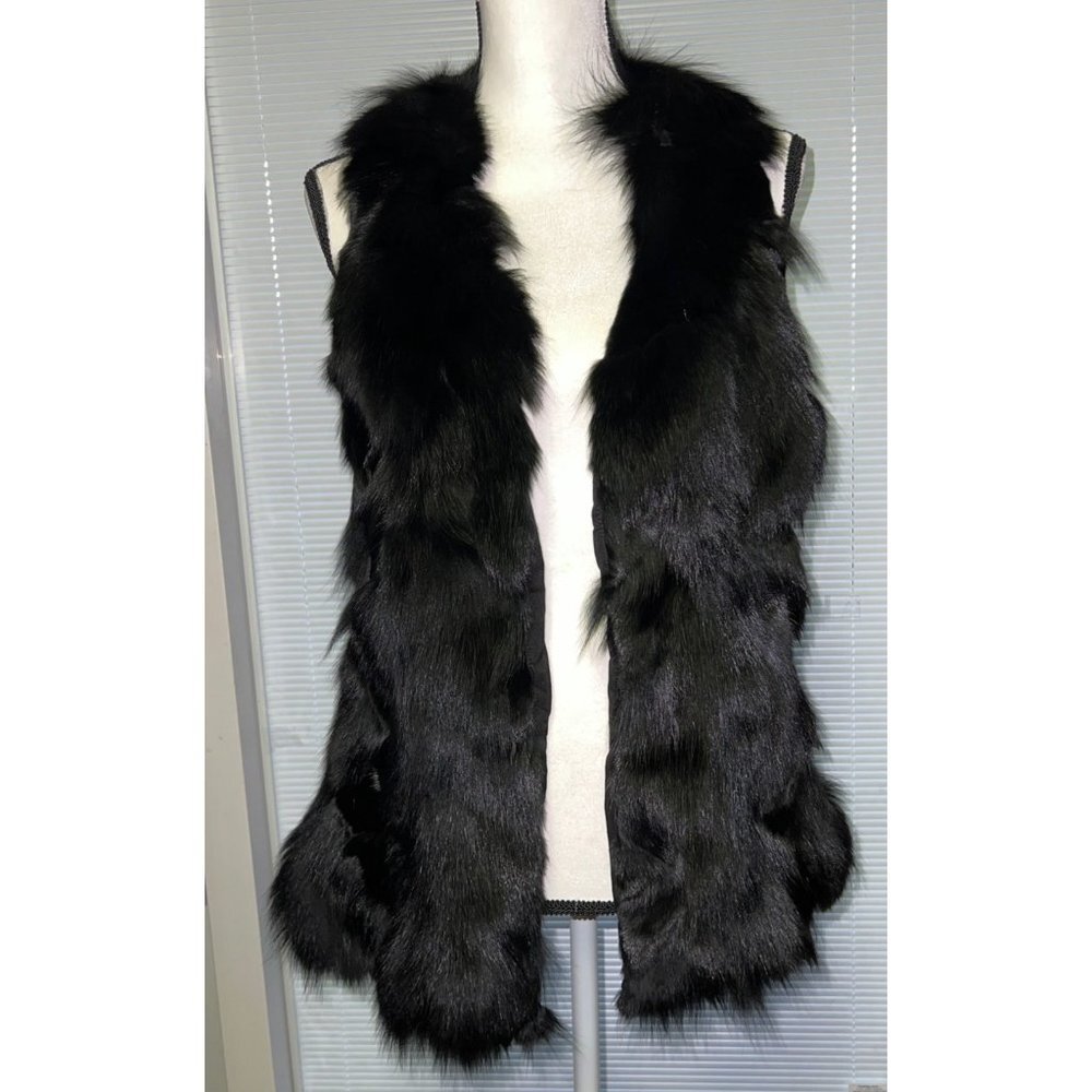The Cue by Cher Qu Anthropologie Rabbit Fur Front Black Vest Size Medium